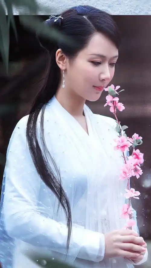 鞠婧祎虽然不是四千年第一美,可她的古装却从来没让人失望