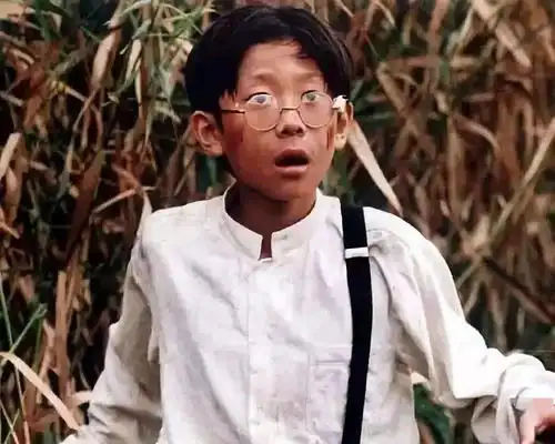 张一山刘星已远去,杨紫在身边
