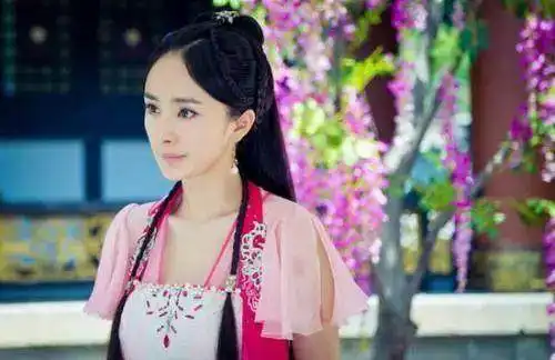 2009年的四小花旦,十年星运如此迥异,最火的杨幂,最惨的是她
