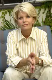 伊桑格林的群居生活官方剧照
