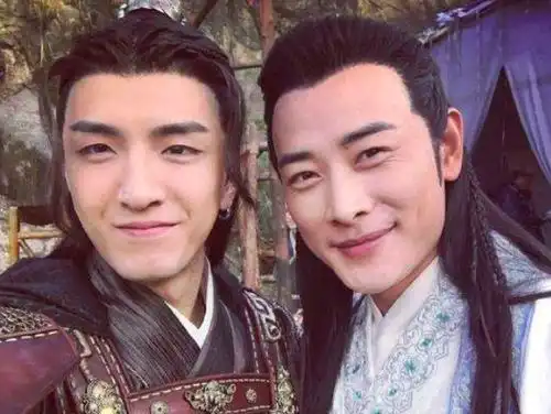 倾城时光罗晋为金瀚宣传,金瀚回应9字,二人关系非同一般
