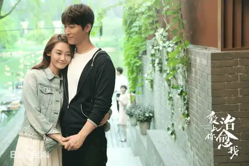 郑恺苗苗逛街秀恩爱女方小腹隆起疑似已有身孕
