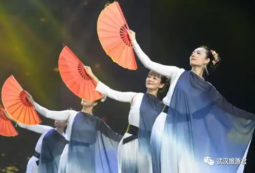 不忘初心怀旧经典2020中爱银梦春晚圆满结束