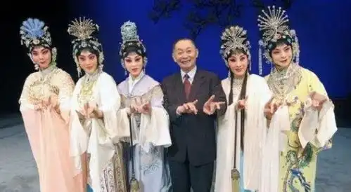 梅兰芳之子梅葆玖一生无儿无女,为何至死不原谅李玉刚
