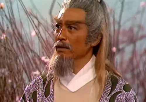 比秦始皇更早称帝的是谁战国时的东邪西毒读战国45