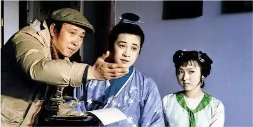 难得一见87版红楼梦拍摄花絮集锦,第一张就令人怀念