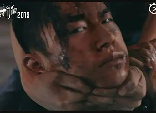 解读电影易烊千玺的剧照看一眼就知道,他开窍了
