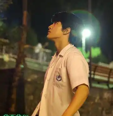 我要我们在一起念念不忘到妥协深藏是世间常态,努力过就够了