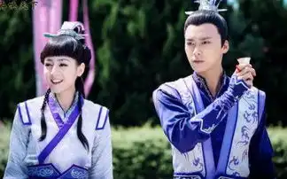 迪丽热巴不仅和陈伟霆李易峰很配
