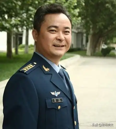 闪闪的红星潘冬子扮演者银幕的英雄,他哥却是银幕坏蛋
