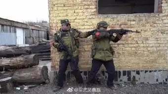 中国军迷和毛子精锐来了一场真刀真枪的对决,最后结果出乎意料