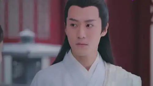 天乩之白蛇传说小青戏弄齐霄,真是太好笑了
