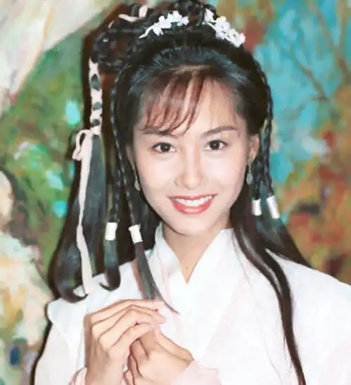 唯一被金庸从小写到老的女主,天赋那么高,为啥武功那么差
