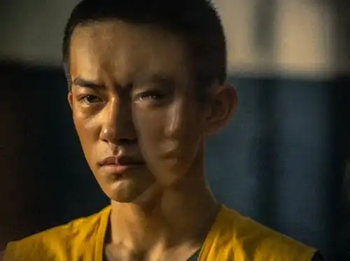 长津湖再添实绩,易烊千玺为何能走出流量明星陷阱