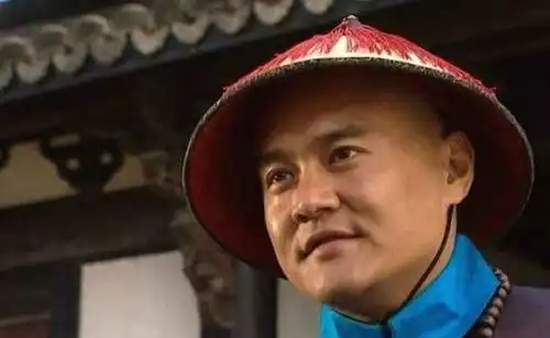 雍正王朝康熙驾崩,为何派隆科多接八爷党,张五哥接四爷
