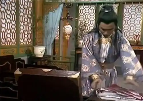 射雕英雄传杨康有多聪明一个行为降服了完颜洪烈和穆念慈