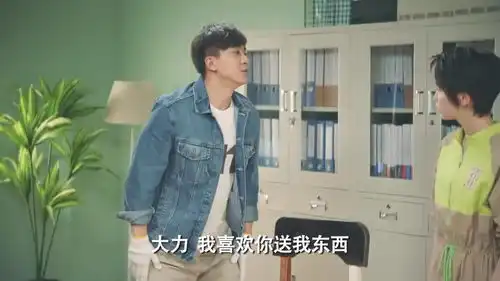 爱情公寓大力夺命三连问,张伟回答直接让她自闭,太逗了