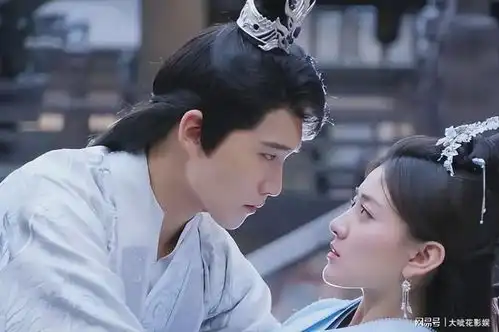 初见时惊人,再见时平平无奇,这些演员出道即巅峰,再无代表作
