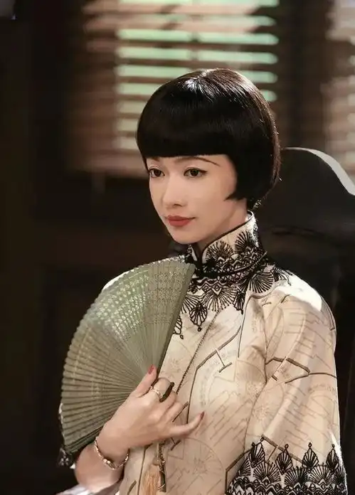 美女们,请远离于正
