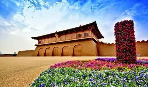 杜甫王维岑参诗词较量,最差的竟然是杜甫,只因马屁拍得太过
