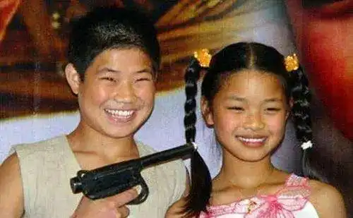 嘎子哥的出格,折射出多少中国童星的无奈