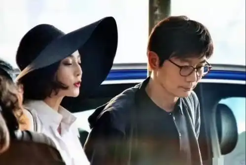 冯小刚被消失,欠华谊的8000万悬了
