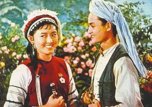 跟着赛事去旅行带上你爱的人,打卡大理爱情地标
