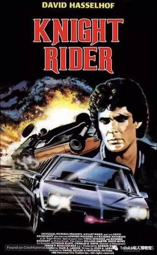 把玩汽车界影视明星汇集的奢华停车场上