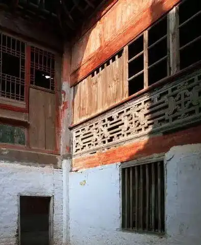 重庆七大诡地之一,百年古堡传出奇怪声音