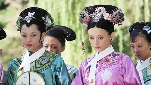 康熙后宫突然神秘消失的两位妃子,排名前四,竟下落不明
