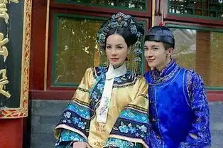 王菲早期清宫贵妃扮相照雍容华贵眼神有戏气场足
