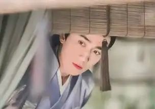 22岁的朱一龙是什么颜值看过烽火燃情你就知道了
