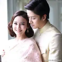 泰版浪漫满屋mike手捧蛋糕为aom庆生两人私下同游照曝光图