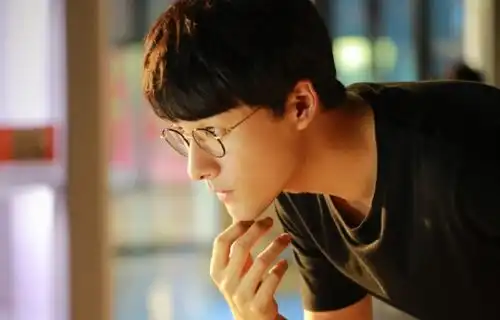 张雨剑搭档王耀庆,上声临其境给元宋配音,画风搞笑不够青春
