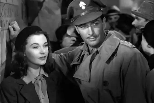 魂断蓝桥的故事背景是什么