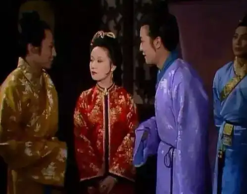 从红楼梦里两次吃酒,看凤姐与林黛玉谁更有怜悯心
