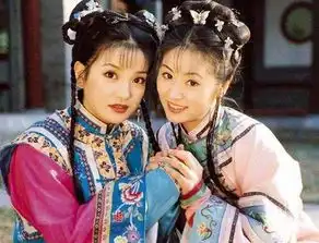 还珠格格官宣翻拍杨紫演小燕子,看到紫薇扮演者假的吧
