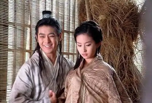 金庸武侠的两个主角,从未见过面,却结为兄弟,成为一代经典
