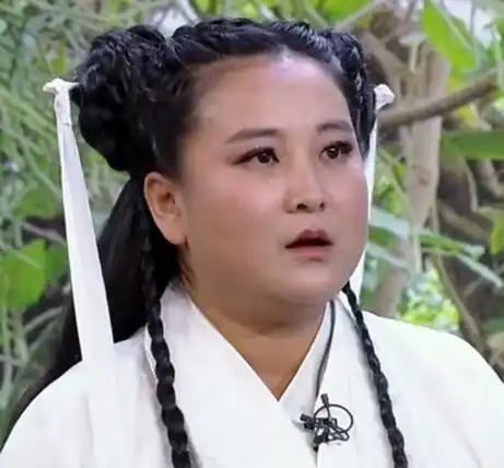 历届女星饰演小龙女颜值大比拼,刘亦菲仙,李若彤美,贾玲最搞笑,她最经典