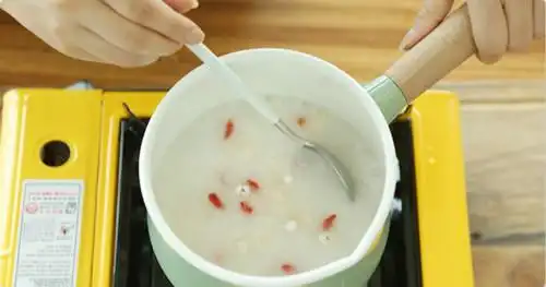 一碗粥让宝宝远离咳嗽,宝妈们速来围观