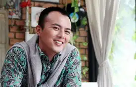 蒋欣叶祖新疑公开恋情微博传情互动频繁