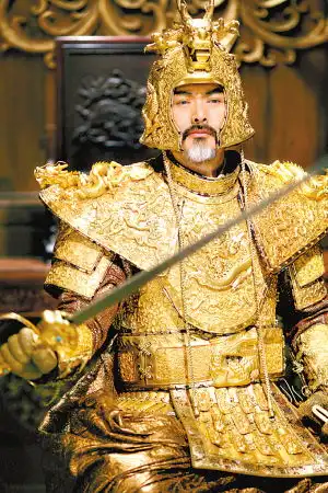 媒体评黄金甲周杰伦演技有进步
