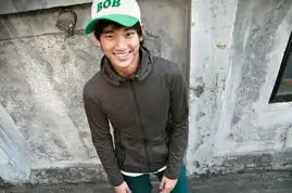 金秀贤出道前后广告大盘点学生时代叛逆屌丝成名后走暖男路线
