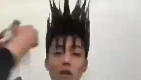 最新一集我是大哥大桥本大姐大一秒变形