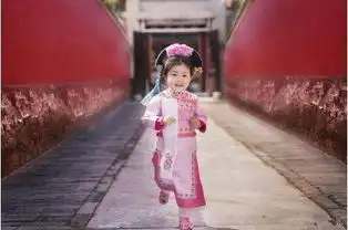 她17岁嫁给53岁乾隆,8年不得宠,在乾隆64岁时生一女,受尽恩宠