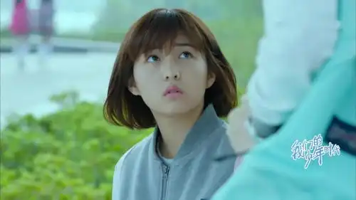 我们的少年时代张子枫管不好啦啦队队员,就向宋祖儿请教,管理人太难了
