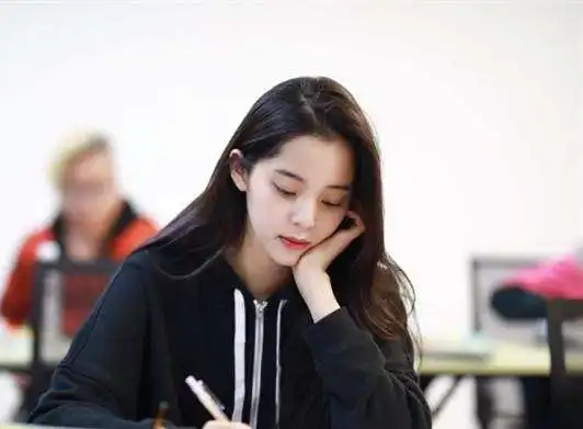 王源和欧阳娜娜合作新剧,从颜值和衣品上看,两人挺配的

