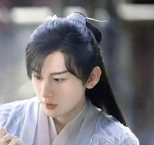 沉香如屑官宣,海报背影引起猜测,看图对比才知道是谁
