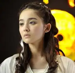 古力娜扎真的比郑爽美吗真实的她原来长这样