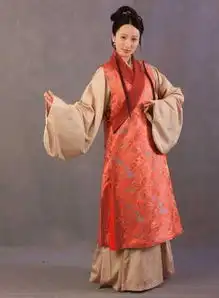 新红楼梦李艳饰演袭人
